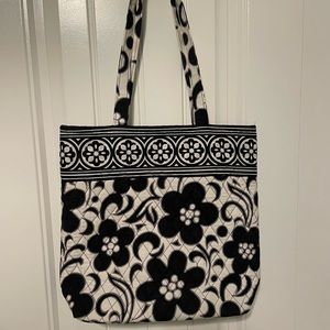 Black and white Vera Brady tote. Great condition!!